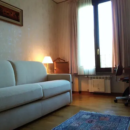 Kibilu - Residenza Panorama 公寓 瓦雷泽